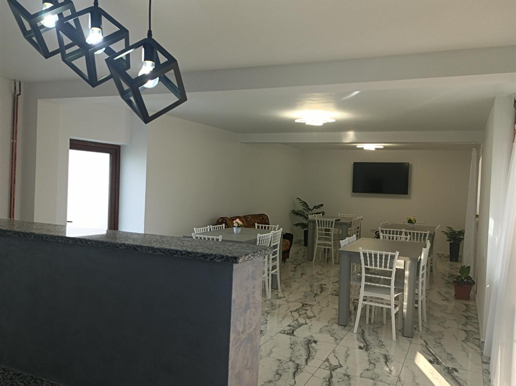 Pensiunea Ileana Affittacamere Novaci-Străini
